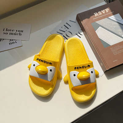 Casual ženske papuče sa 3D elementom - pogodne za kupaonicu