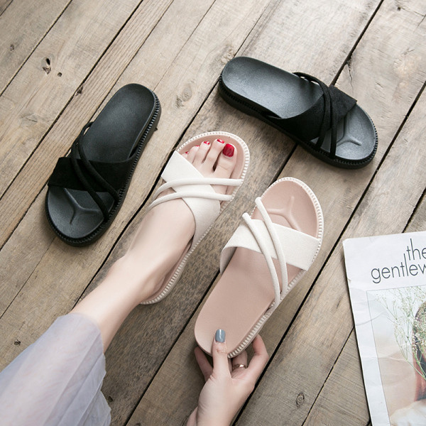 Ljetne ženske papuče od eko antilop kože sa ravnim đonom