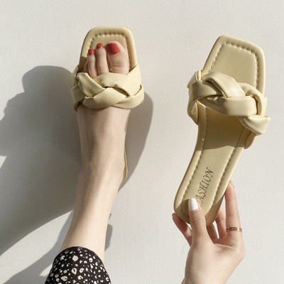 Casual papuče s ravnim potplatom u tri boje