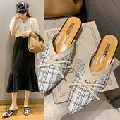 Novi model ženskih papuča sa trakom u crno-bijeloj boji