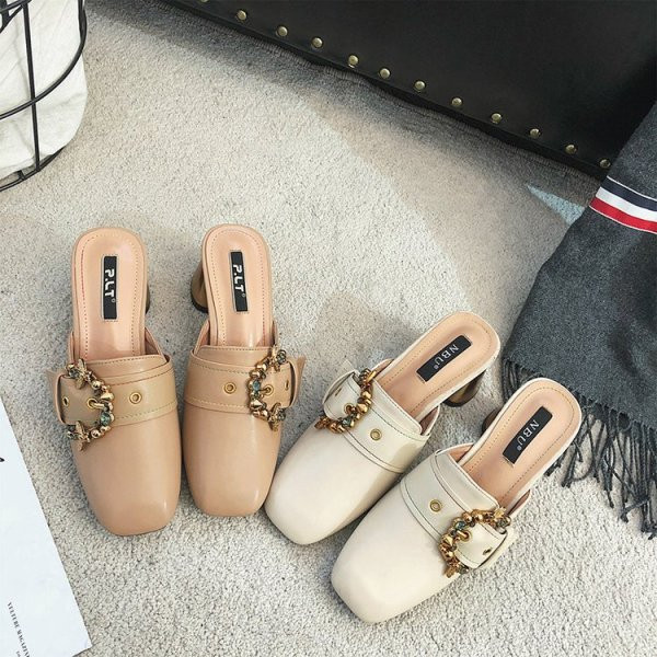 Ležerne proljetne papuče s petom i kopčom