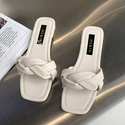 Casual γυναικείες παντόφλες από δέρμα faux με επίπεδη σόλα