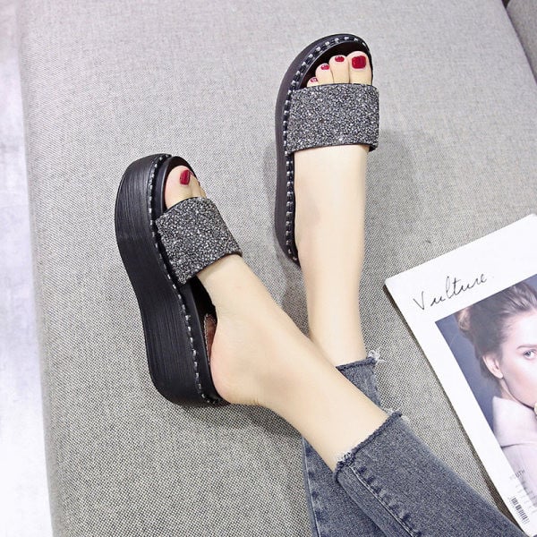 Papuci de damă cu particule strălucitoare și platformă de 6 cm