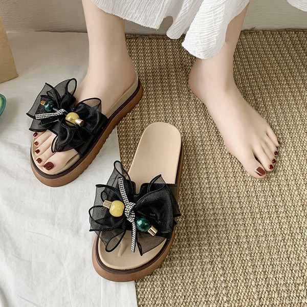 Papuci moderni de dama cu panglica si margele