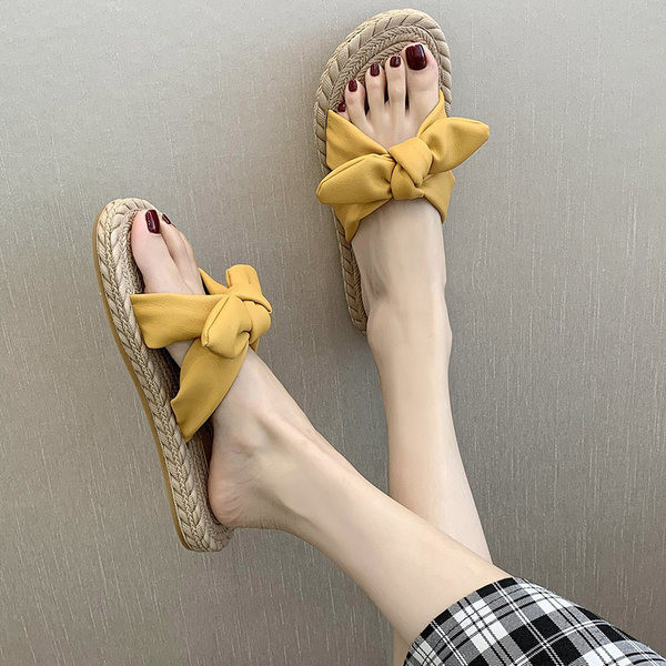 Ženske ljetne papuče s trakom i ravnim potplatom u tri boje