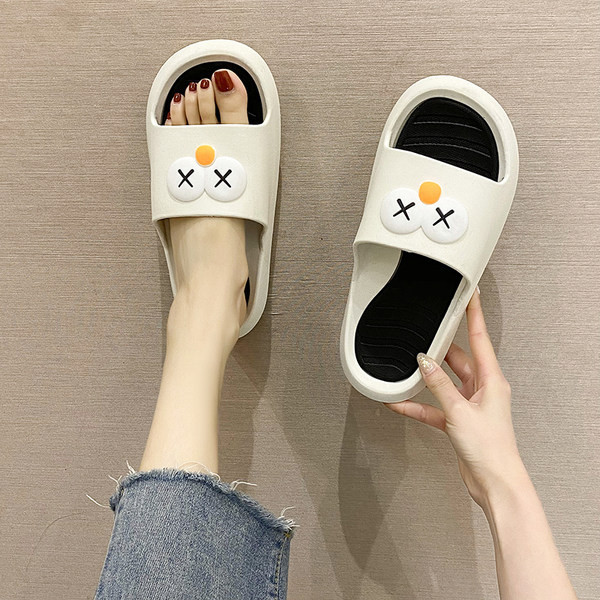 Papuci casual de dama cu elemente 3D si talpa plata