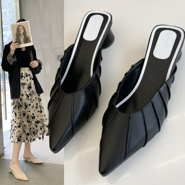 Ženske papuče od umjetne kože na petu