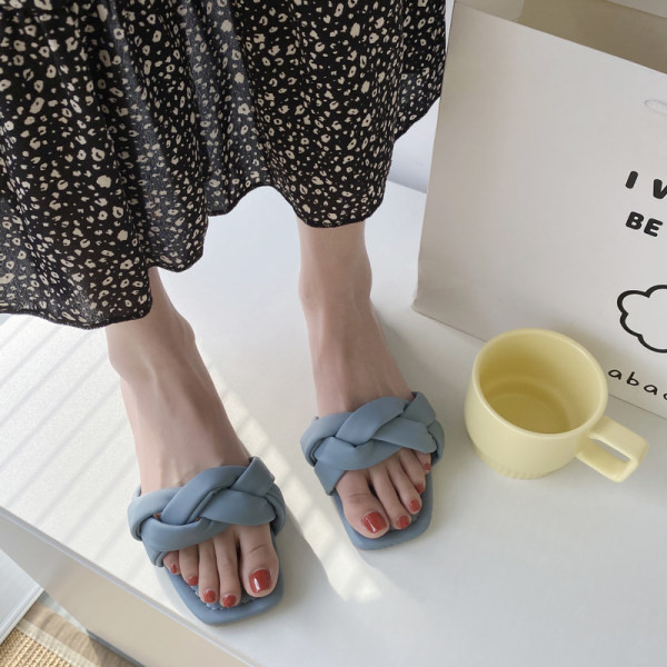 Model nou de papuci de dama din imitatie de piele cu talpa plata - trei culori