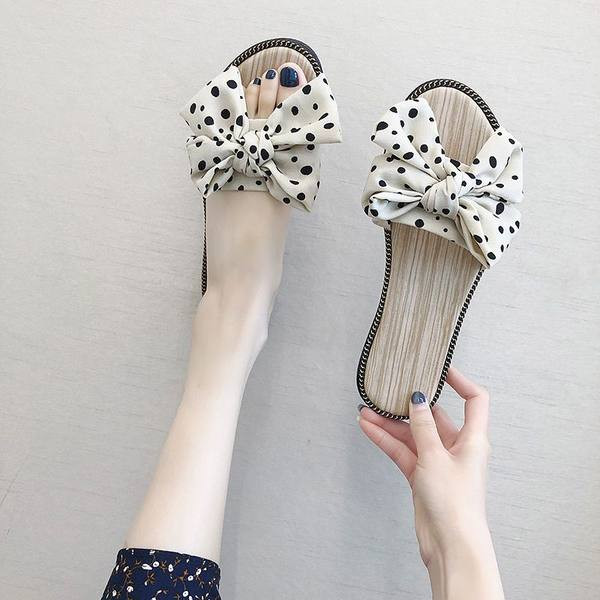 Ležerne ženske papuče s trakom u boji