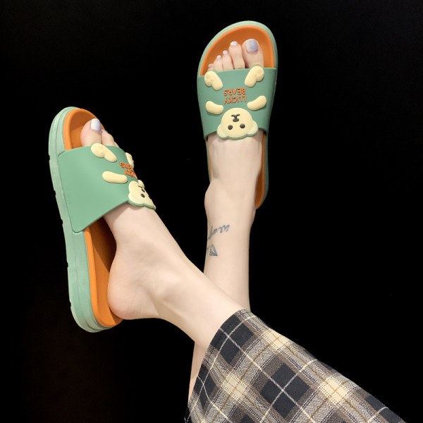 Papuci de damă cu talpă plată și ursuleț de pluș