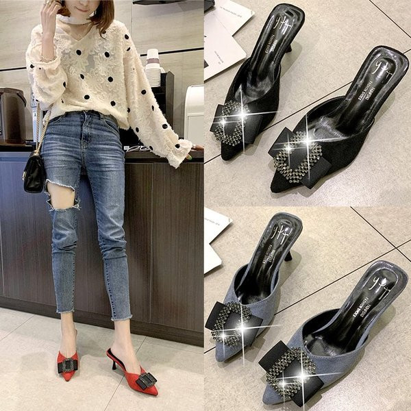 Papuci eleganti din piele intoarsa ecologica cu tocuri subtiri si pietre