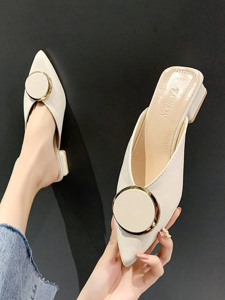 Papuci dama cu decor metalic si top ascutit