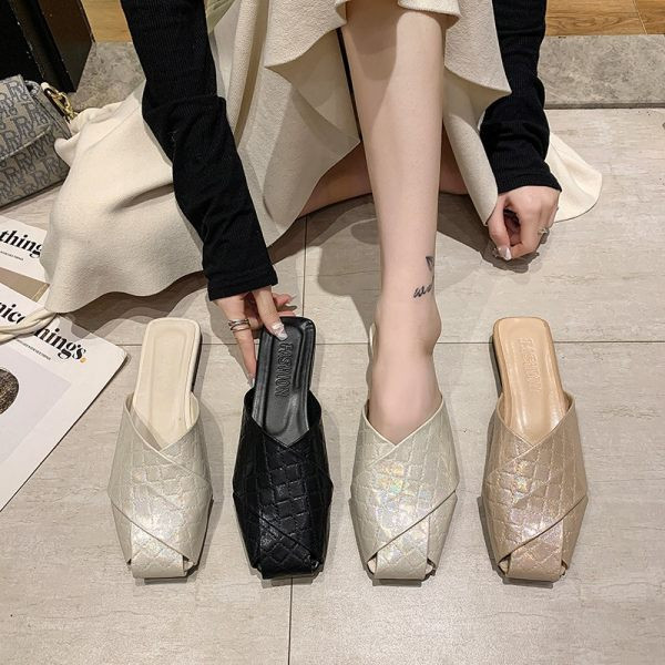 Model nou de papuci de dama din imitatie de piele in mai multe culori