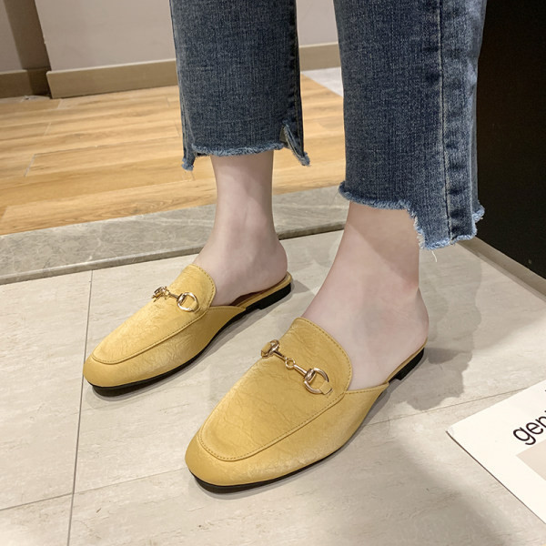 Casual ženske papuče sa metalnim elementom - u više boja