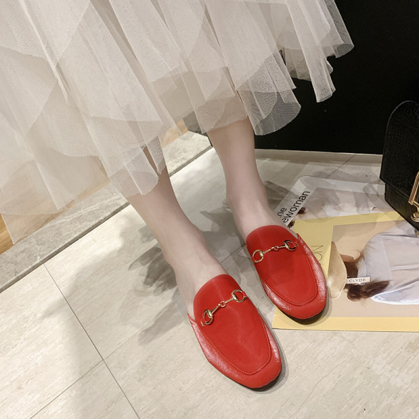 Casual ženske papuče sa metalnim elementom - u više boja