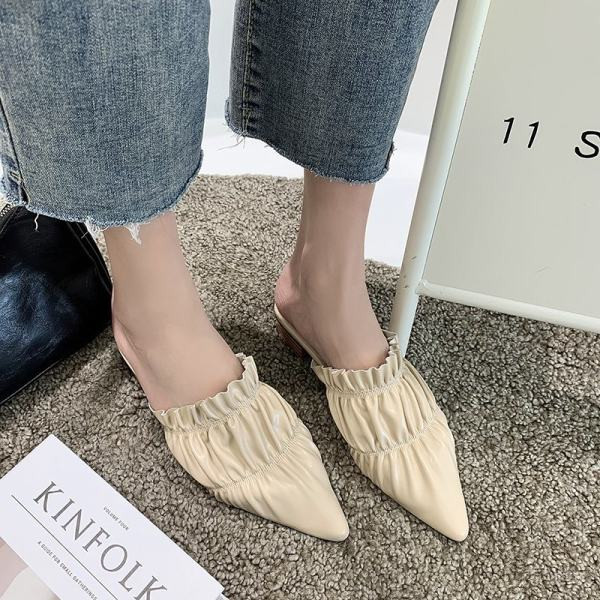 Ženske papuče model na špic u tri boje primjerene za ljeto