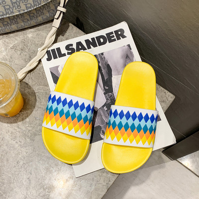 Novi model ženskih papuča u boji sa ravnim potplatom - više boja