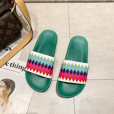 Novi model ženskih papuča u boji sa ravnim potplatom - više boja