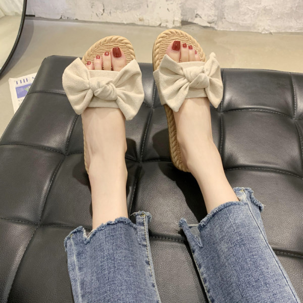 Γυναικείες casual παντόφλες - με κορδέλα και επίπεδη σόλα