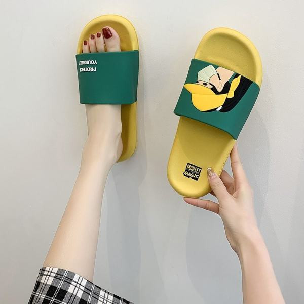 Papuci de damă colorați cu inscripții