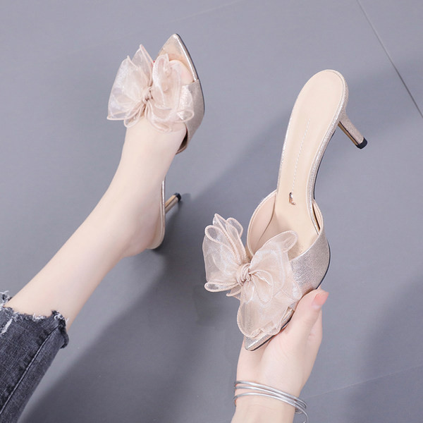 Papuci moderni de dama cu toc inalt si panglica