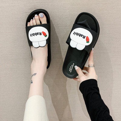 Papuci de damă cu inscripție și element 3D