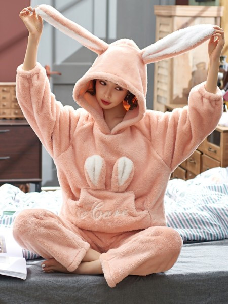 Pijamale de puf pentru femei cu diverse motive 3D ale personajelor din desene animate