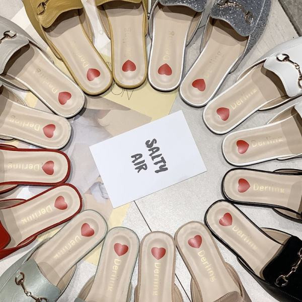 Papuci de dama moderni din piele ecologica cu element metalic