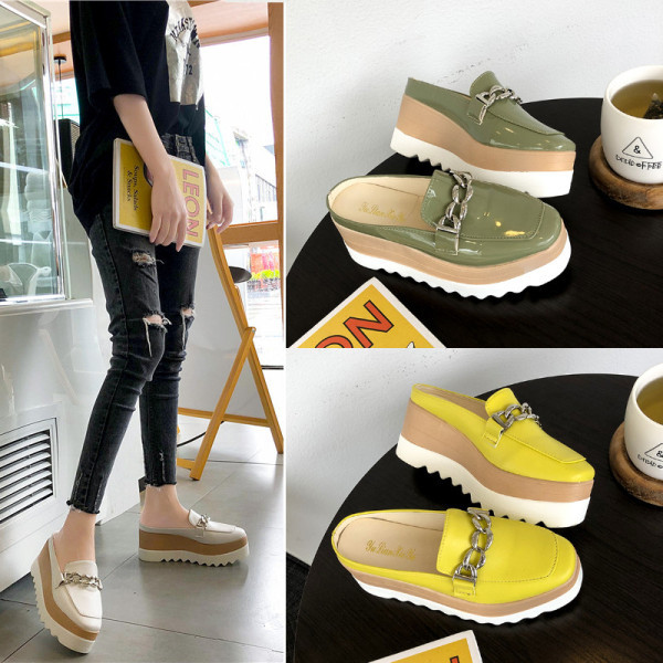 Papuci de dama din piele lacuita model rotunjita cu platforma