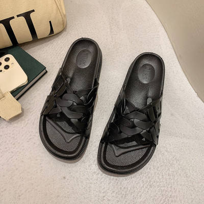 Papuci de damă din piele cu talpă plată