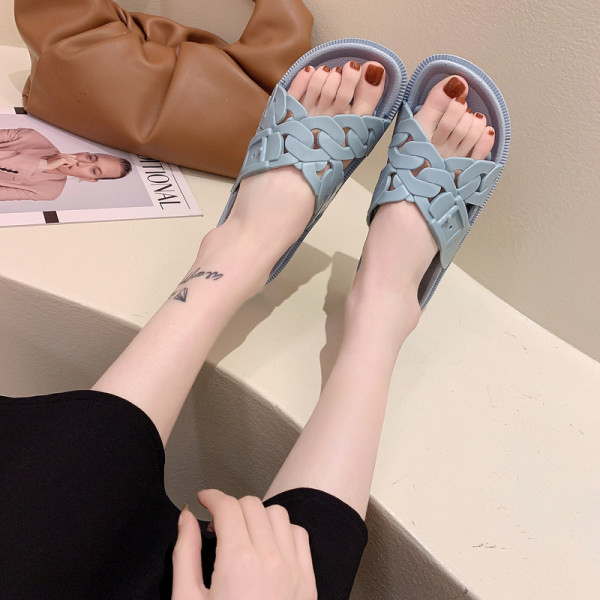 Papuci de damă din piele cu talpă plată