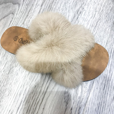 Model nou de papuci casual dama cu puf si talpa plata