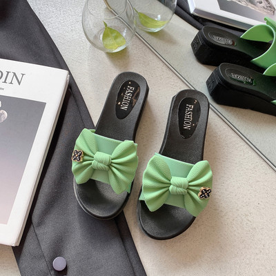 Ženske papuče s trakom i platformom od 4 cm