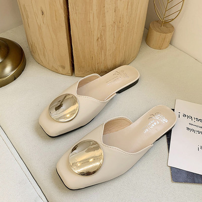 Papuci de dama din piele cu element metalic