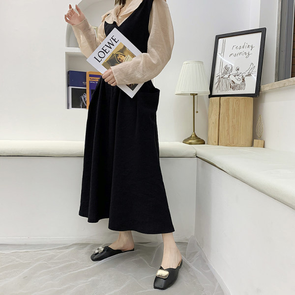 Papuci de dama din piele cu element metalic