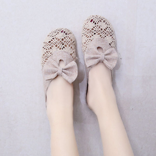 Papuci de dama actuali cu panglica