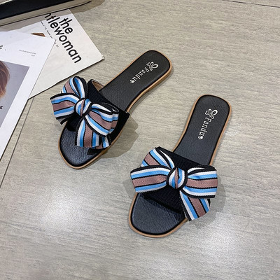 Γυναικείες παντόφλες για το καλοκαίρι με ριγέ κορδέλα