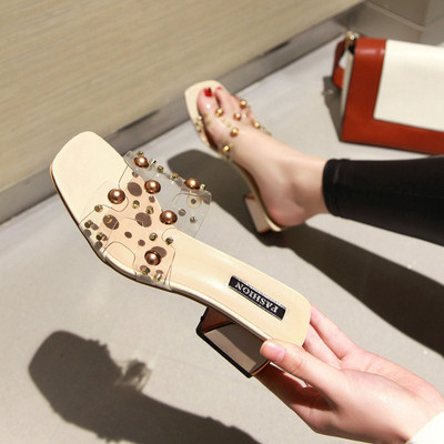 Papuci de dama cu perle si toc gros de 5 cm