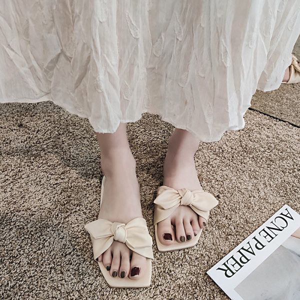 Νέο μοντέλο γυναικείες παντόφλες  έκο δερμάτινες με κορδέλα