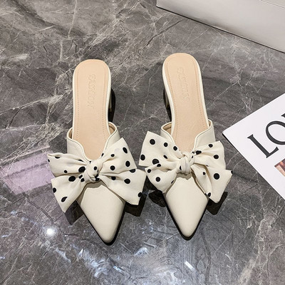 Papuci de dama model ascutit din piele cu panglica punctata