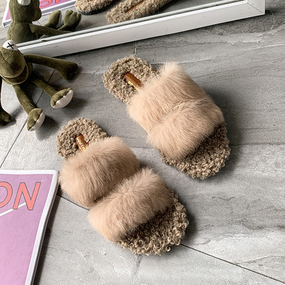 Ženske papuče s perom