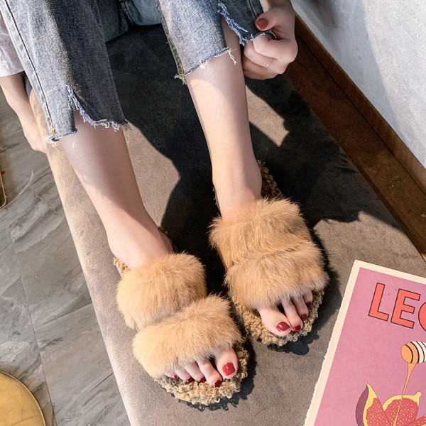 Ženske papuče s perom