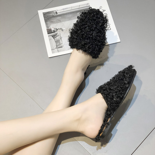 Papuci de casa pentru femei