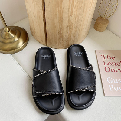 Papuci de damă din piele alb și negru