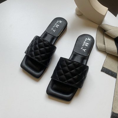 Καθημερινές γυναικείες παντόφλες από δέρμα eco με επίπεδη σόλα