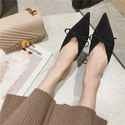 Model nou de pantofi ascuțit de damă cu panglică - mai multe culori