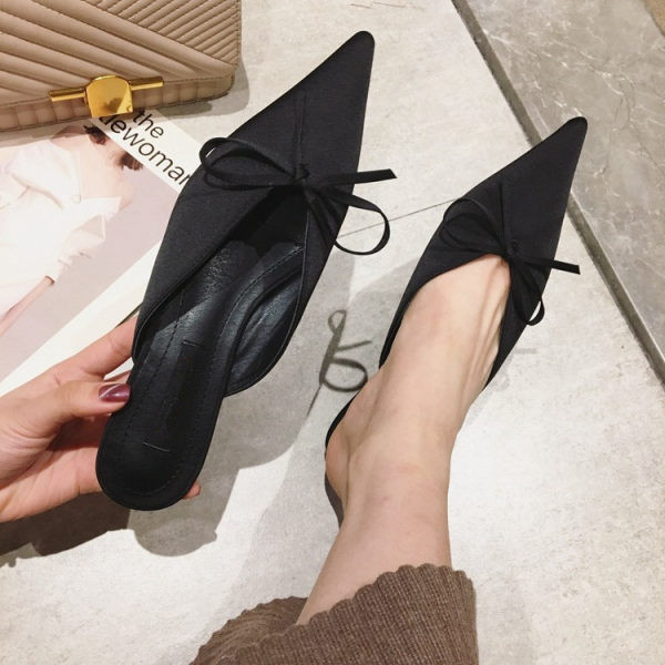 Model nou de pantofi ascuțit de damă cu panglică - mai multe culori