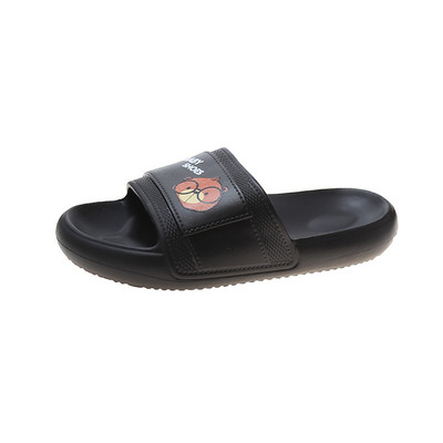 Παντόφλες casual με απλικέ και επίπεδη σόλα