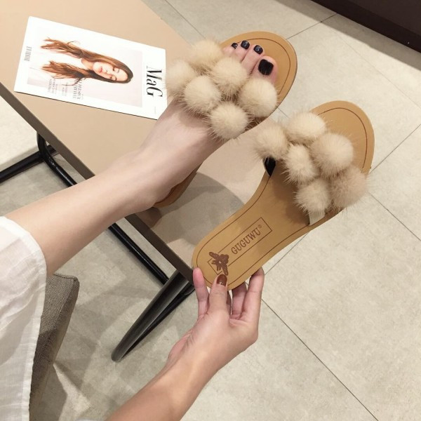 Papuci casual dama cu pompoane din puf in doua culori