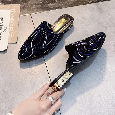 Καθημερινές γυναικείες παντόφλες 